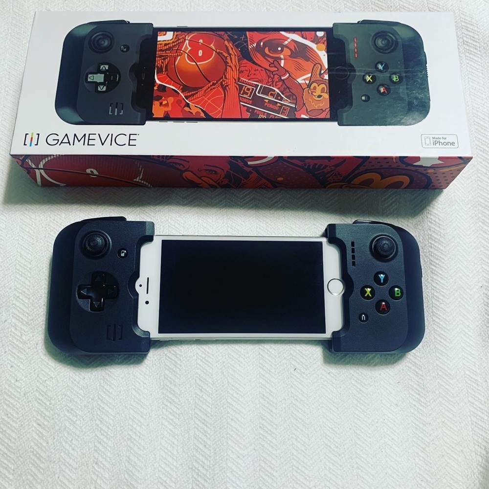 Gamevice Controller – GV156 Gamepad for iPhone